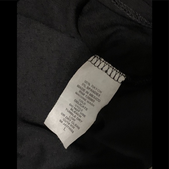 Black and Gold top (ladies) - Picture 3 of 3